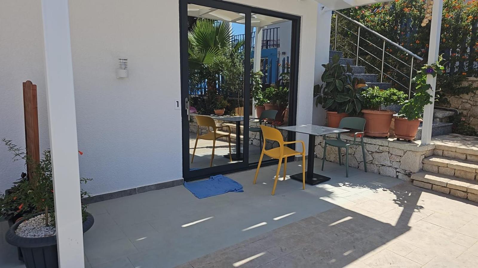Ardit Seaside Rooms Sarandë 外观 照片