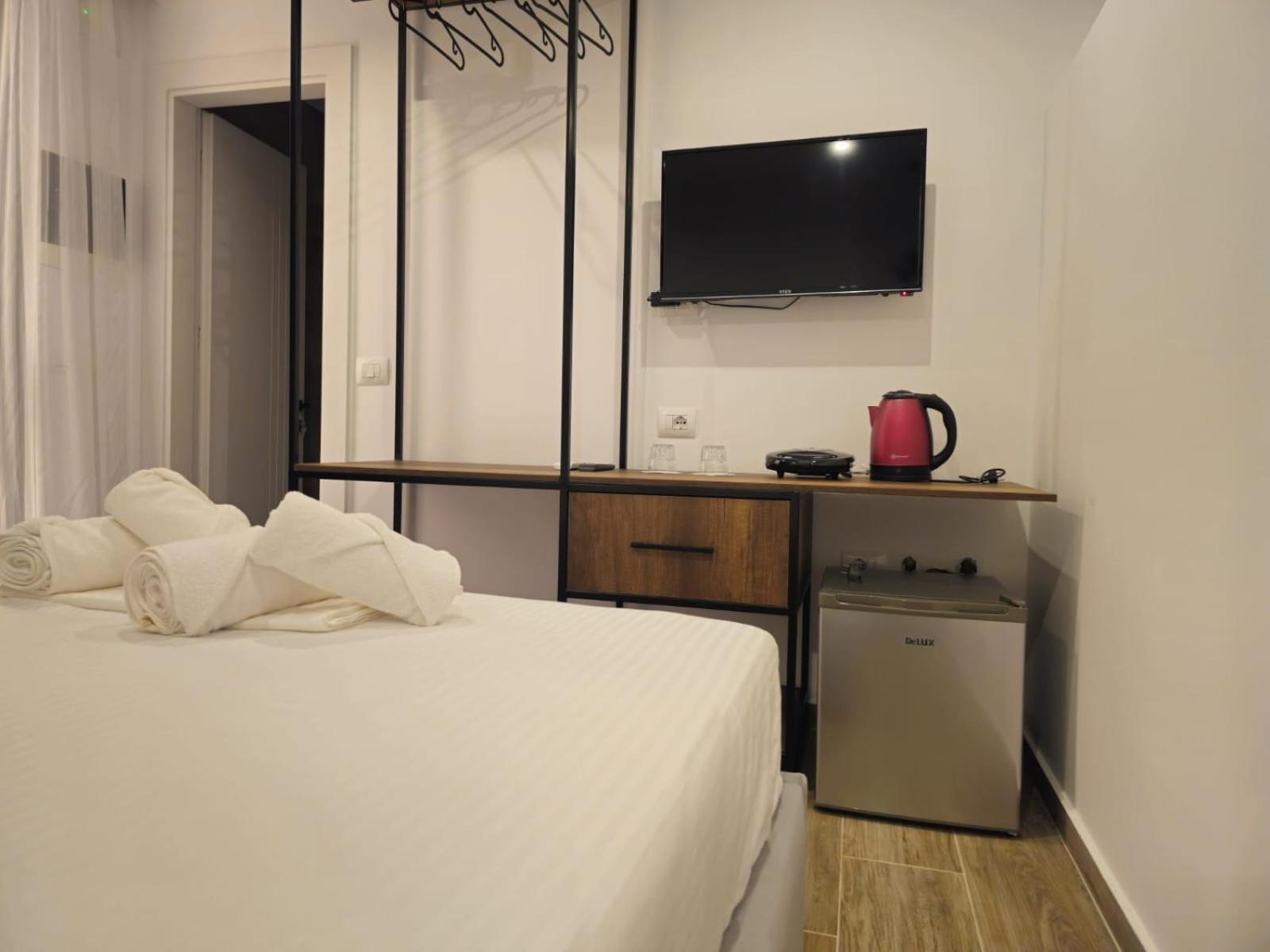 Ardit Seaside Rooms Sarandë 外观 照片