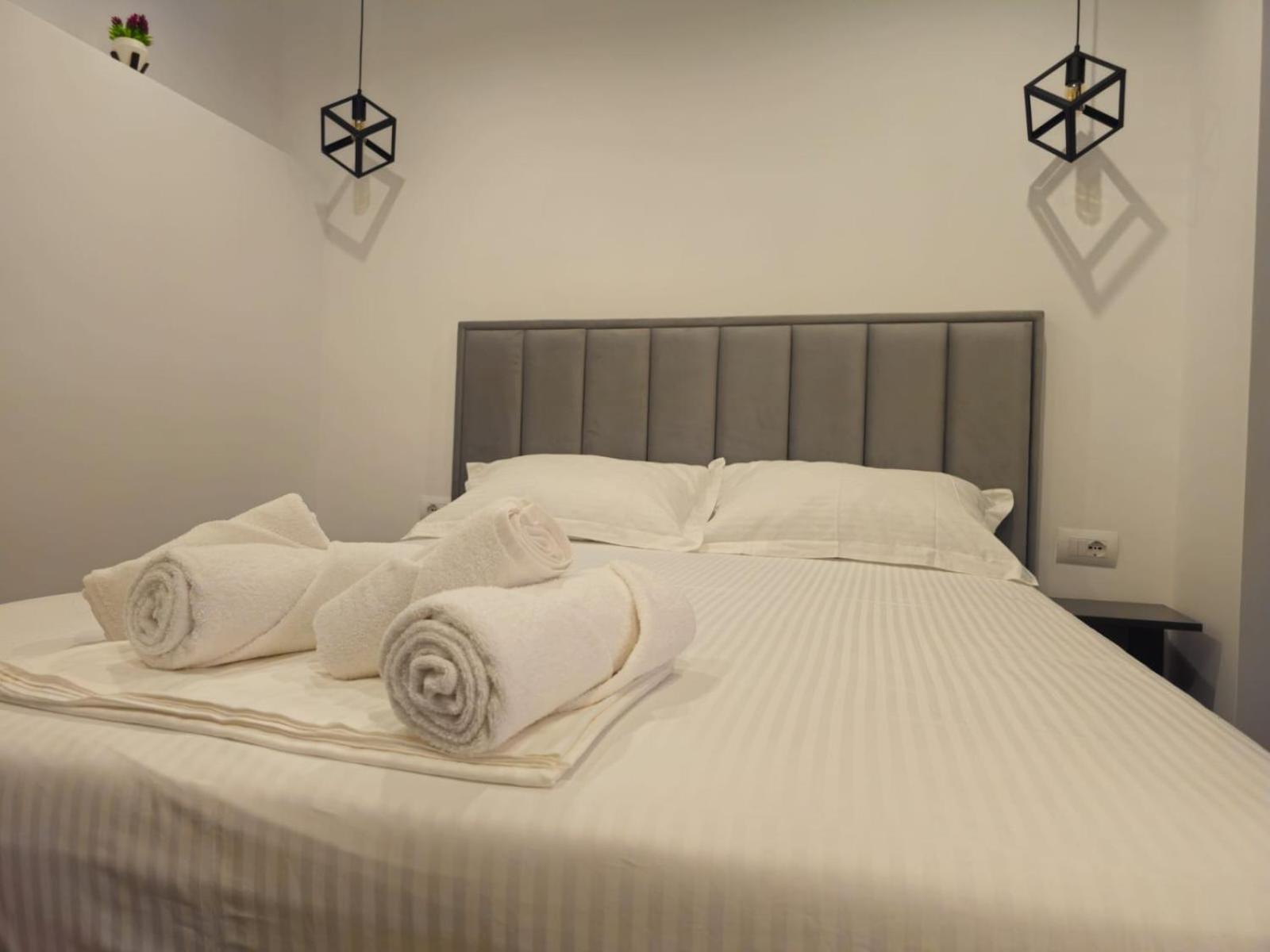 Ardit Seaside Rooms Sarandë 外观 照片