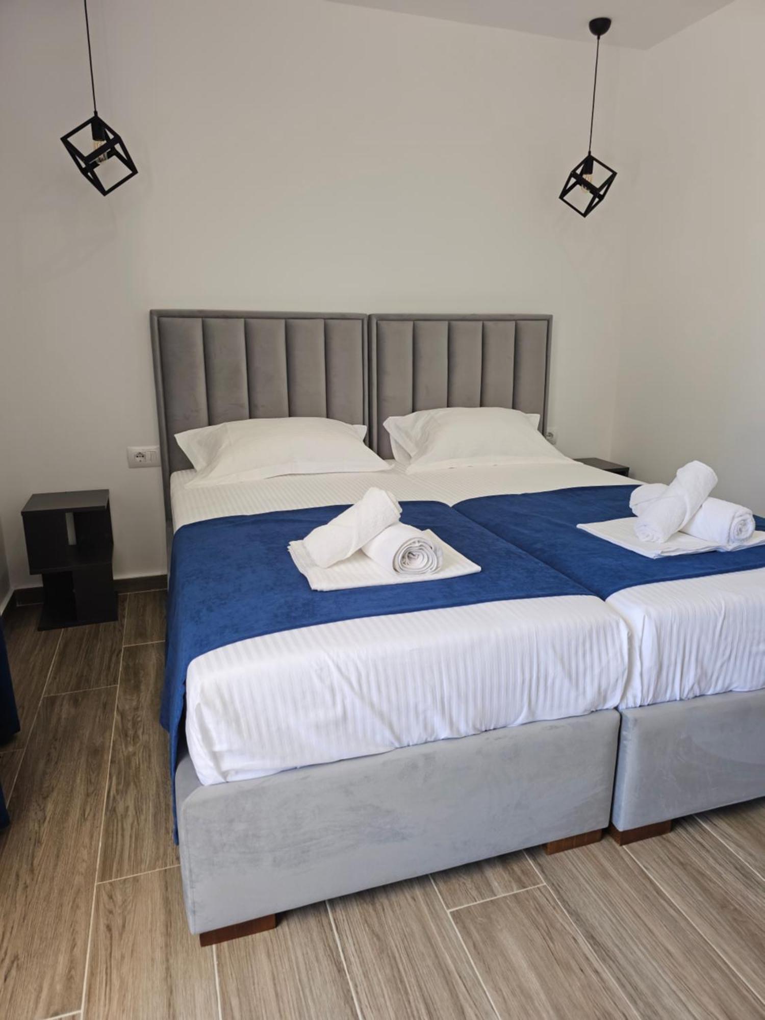 Ardit Seaside Rooms Sarandë 外观 照片