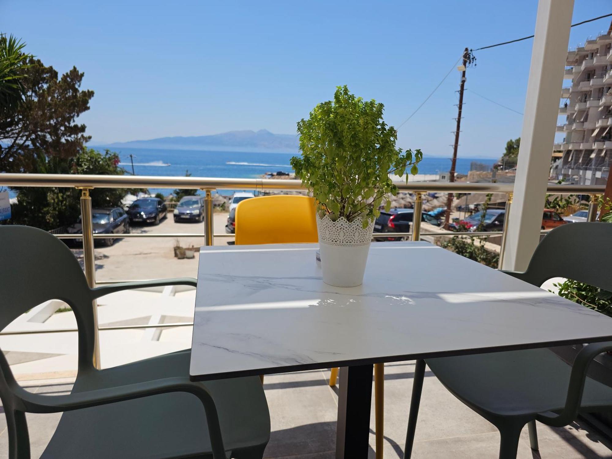 Ardit Seaside Rooms Sarandë 外观 照片