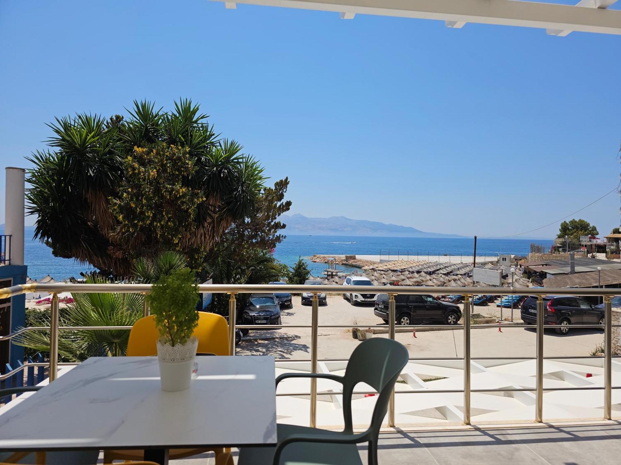 Ardit Seaside Rooms Sarandë 外观 照片